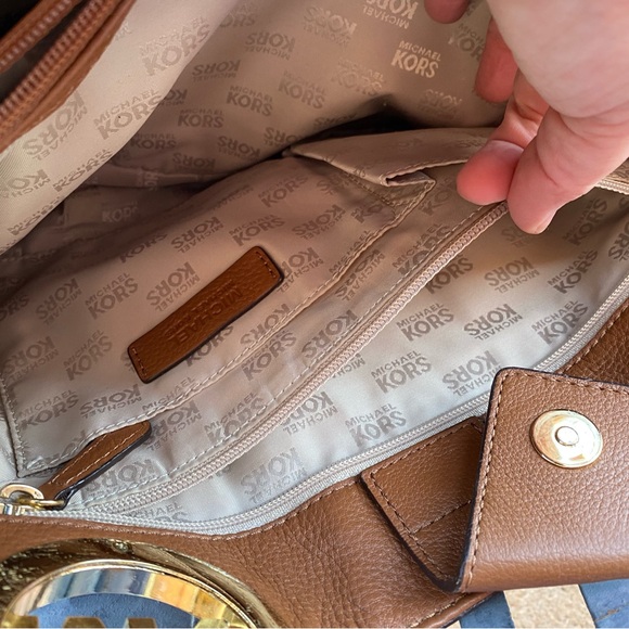 Michael Kors Tan/Caramel Leather Shoulder Bag and Wallet **WILL NOT SEPARATE** - Picture 4 of 15